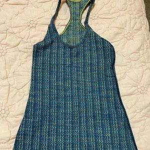 Lululemon size 2 cool racerback